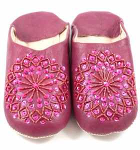 Embroidered AMIRA Slippers made of Raspberry Leather