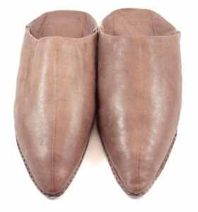 Traditional Slippers made of Brown Soft Leather