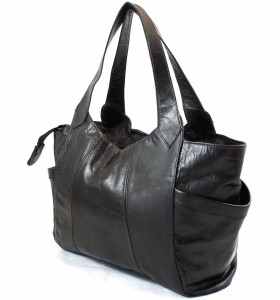 Bag made of Dark Chocolate Leather by Izza